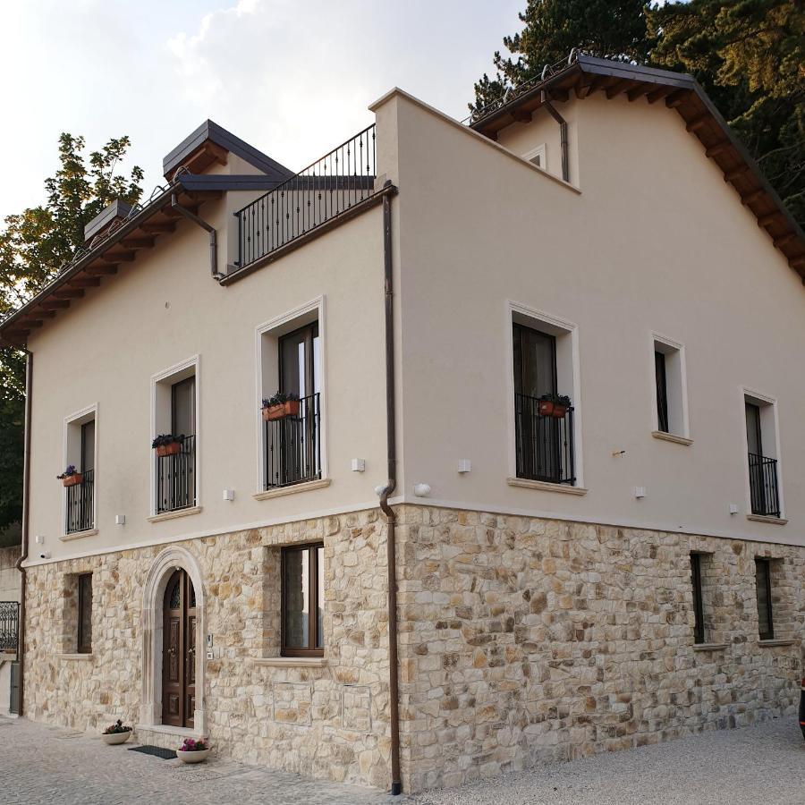 Destasu' Bed And Wellness Hotell Castel del Monte  Eksteriør bilde